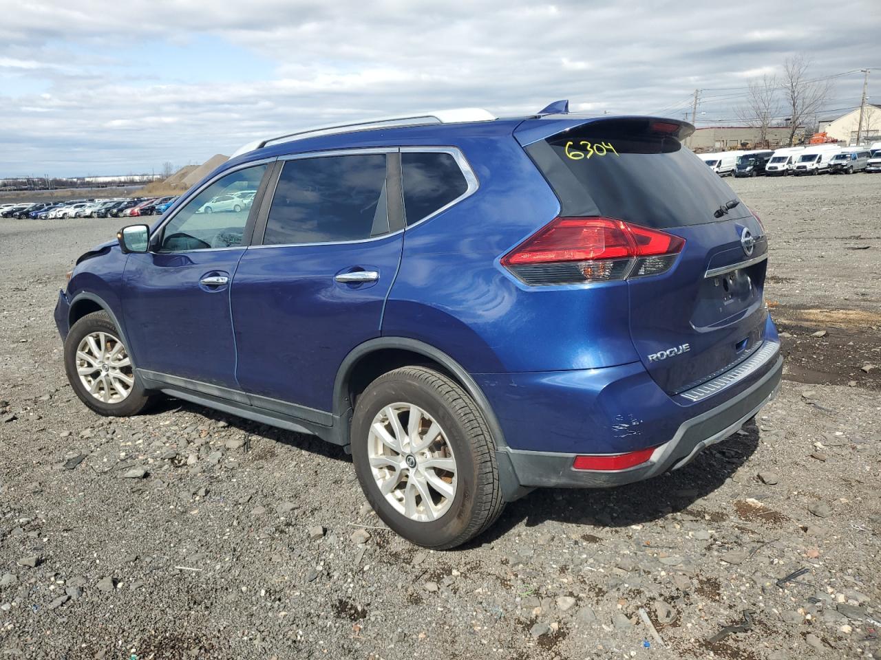 2017 NISSAN ROGUE SV - Фото 2
