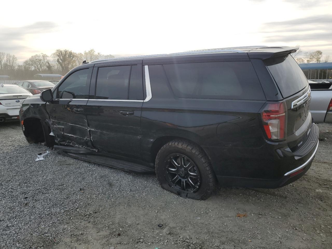 2023 CHEVROLET SUBURBAN K - Фото 2
