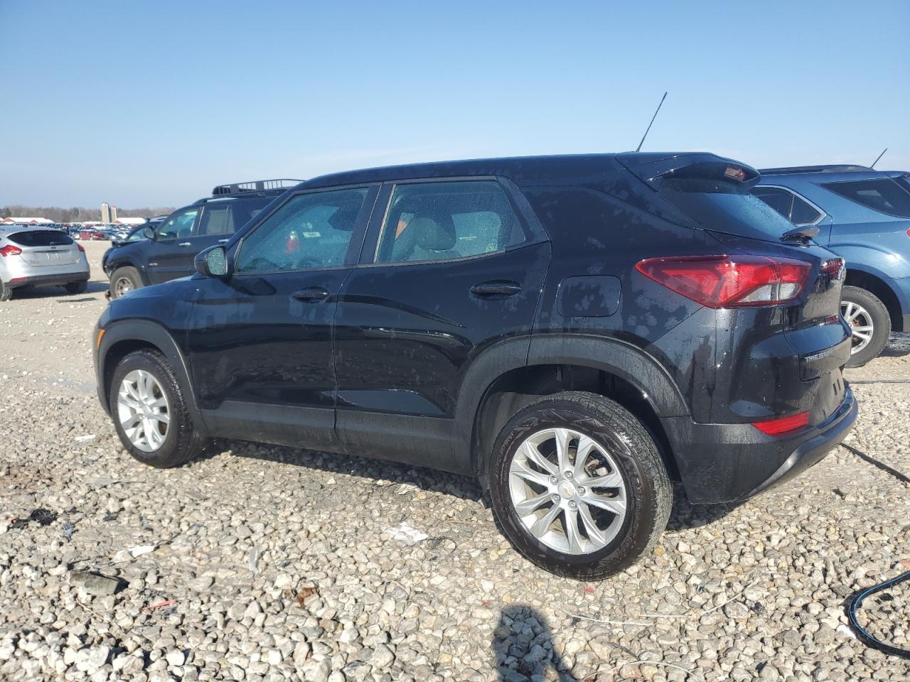 2021 CHEVROLET TRAILBLAZE - Image 2
