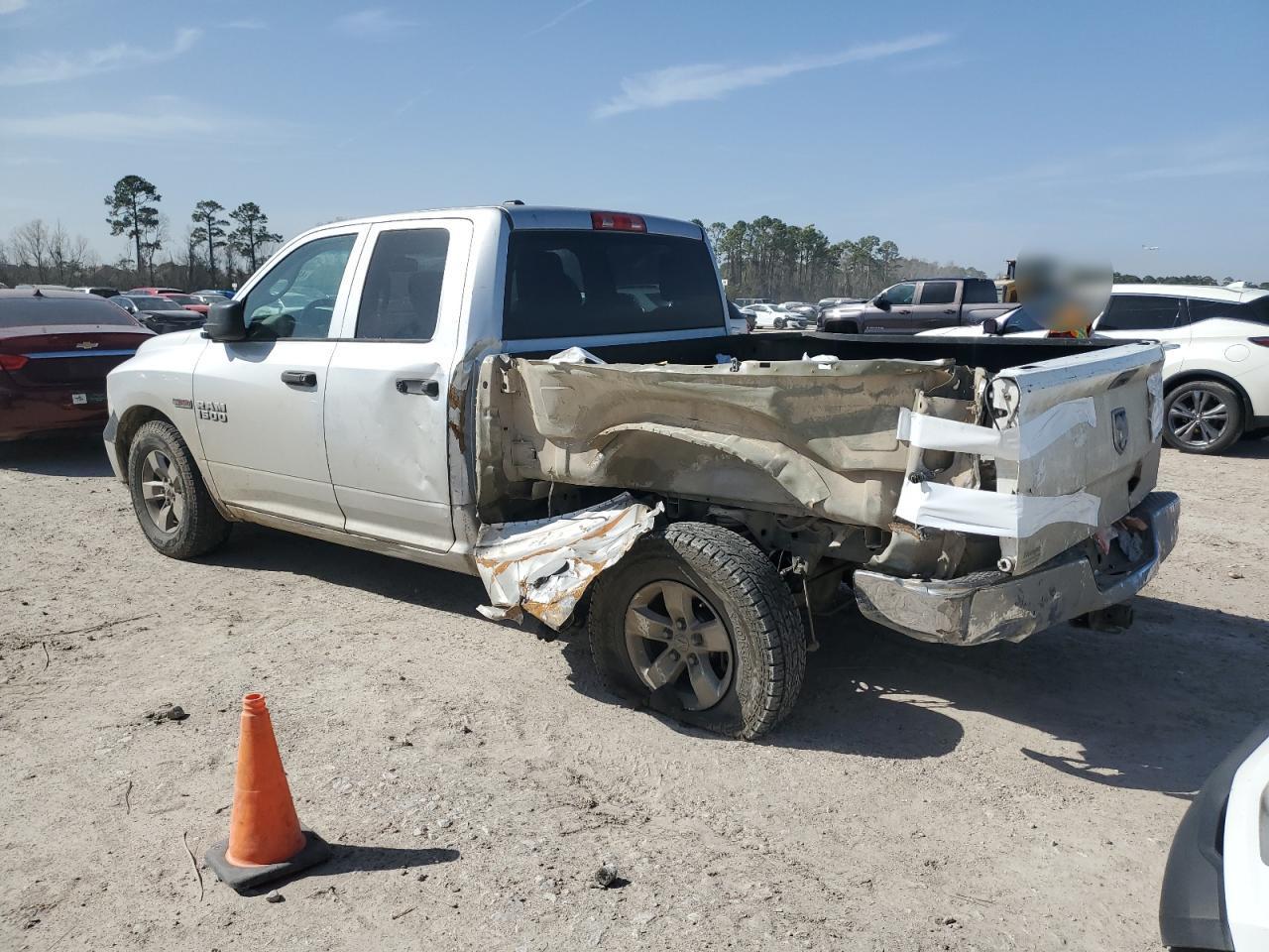 2015 RAM 1500 ST - Image 2