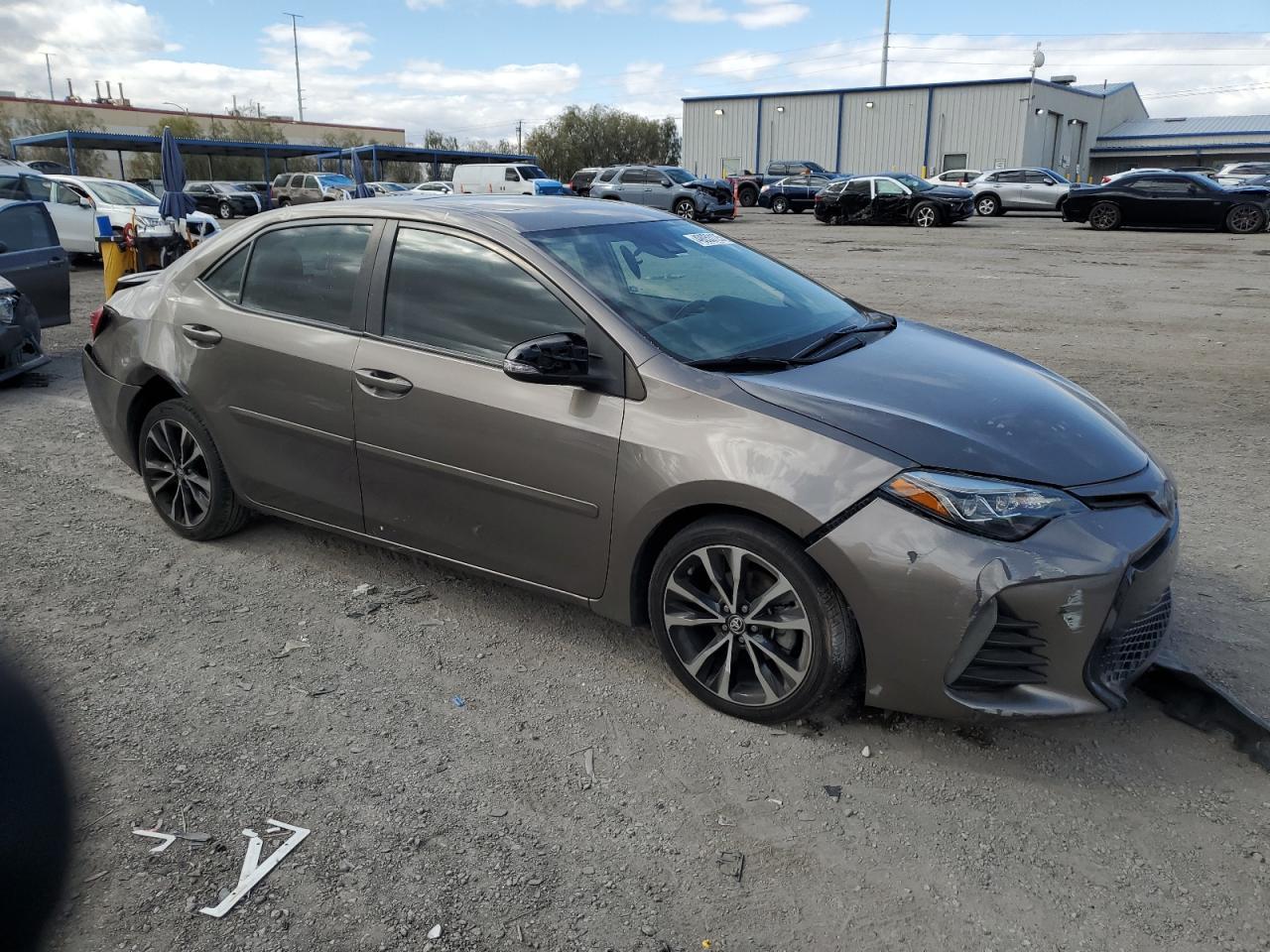 2019 TOYOTA COROLLA L - Фото 4