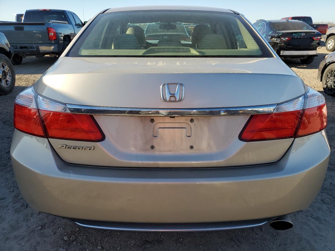 2014 HONDA ACCORD LX - Фото 6