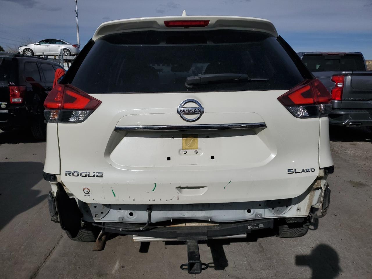 2018 NISSAN ROGUE S - Image 6