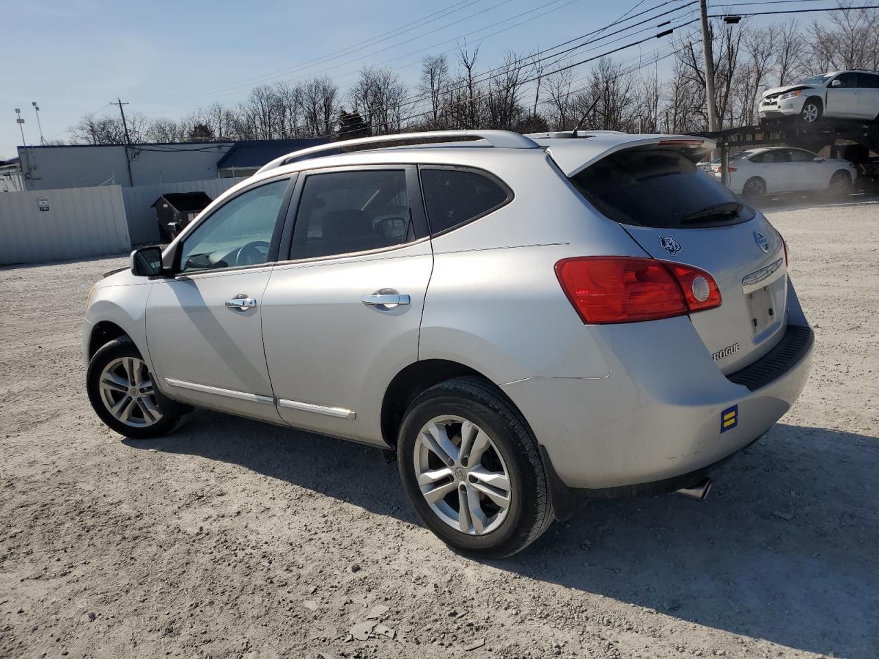 2013 NISSAN ROGUE S - Фото 2