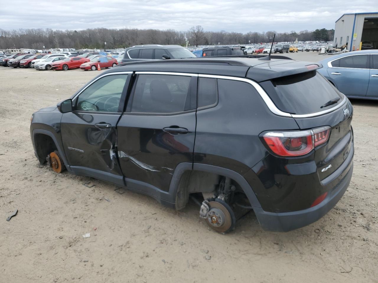 2018 JEEP COMPASS LA - Фото 2
