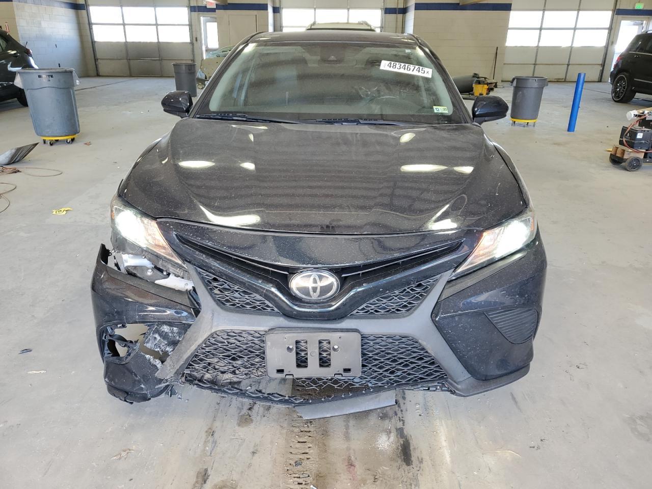 2020 TOYOTA CAMRY SE - Image 5