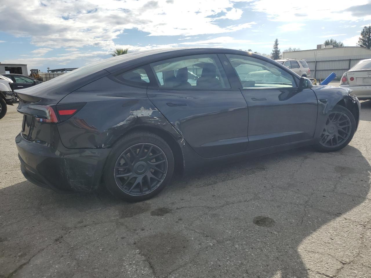 2024 TESLA MODEL 3 - Image 3