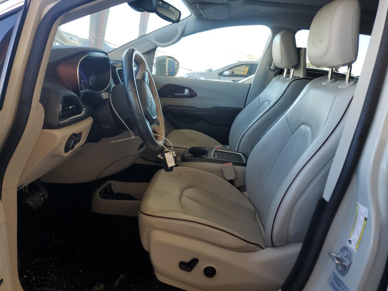 2017 CHRYSLER PACIFICA L - Image 7