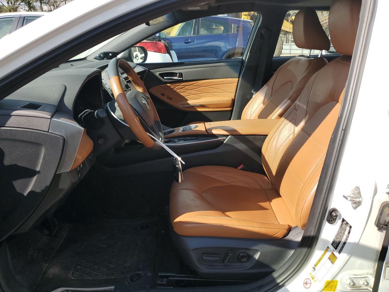 2019 TOYOTA AVALON XLE - Image 7