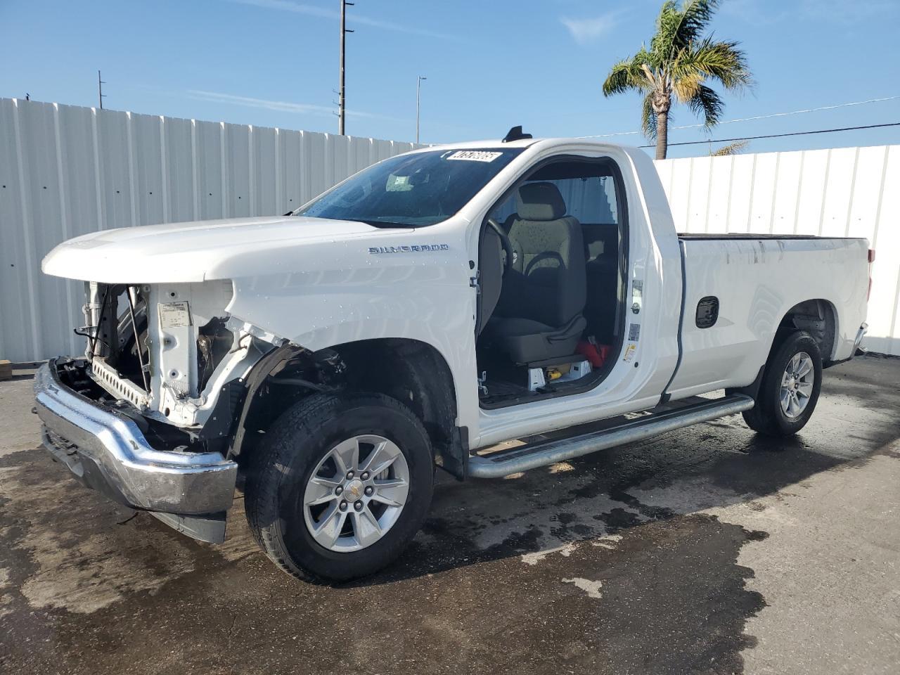 2024 CHEVROLET SILVERADO