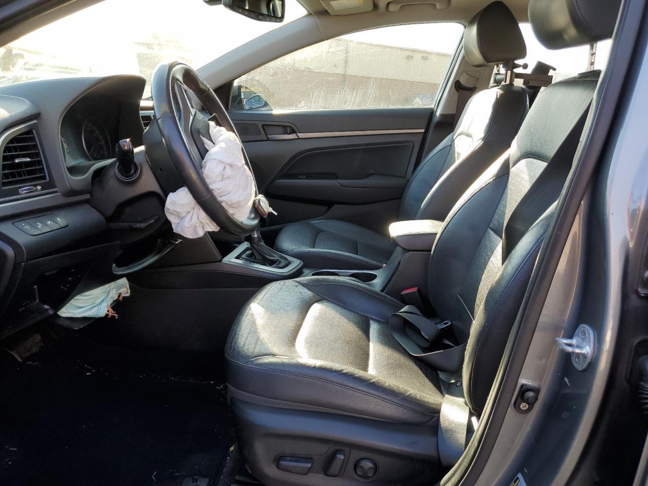 2017 HYUNDAI ELANTRA SE - Image 7