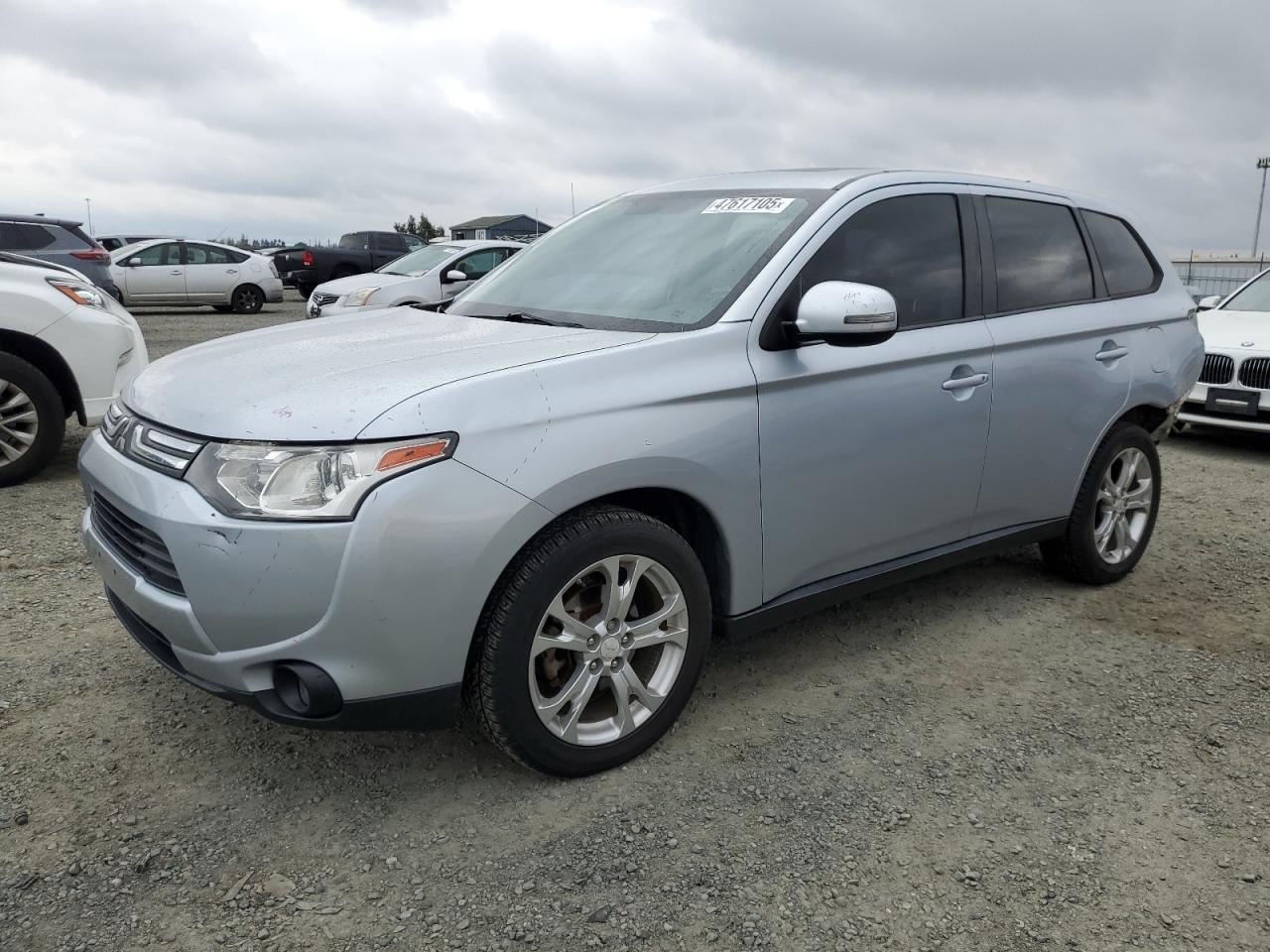 2014 MITSUBISHI OUTLANDER