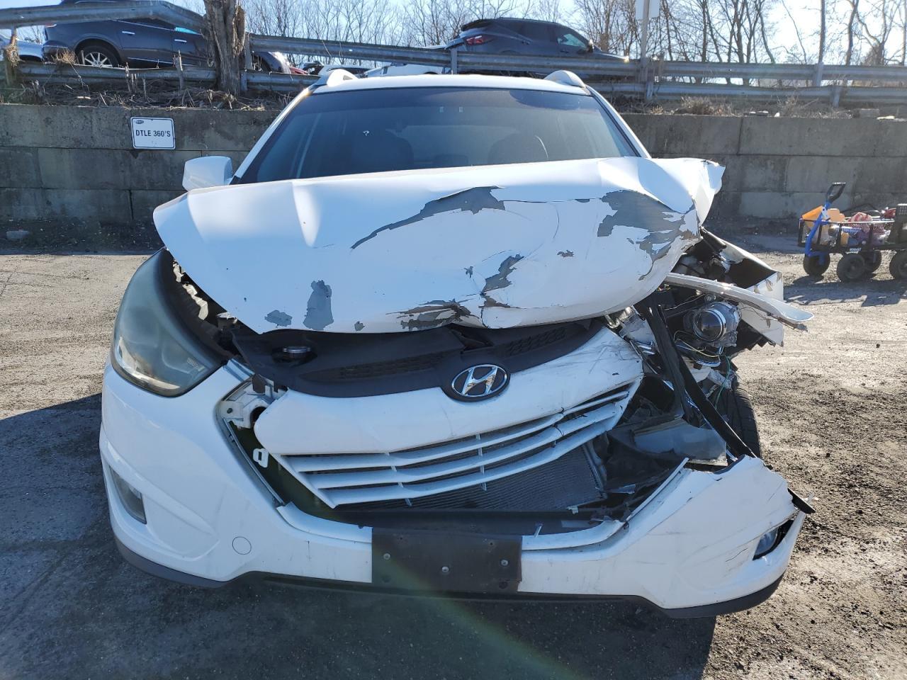 2014 HYUNDAI TUCSON GLS - Image 5