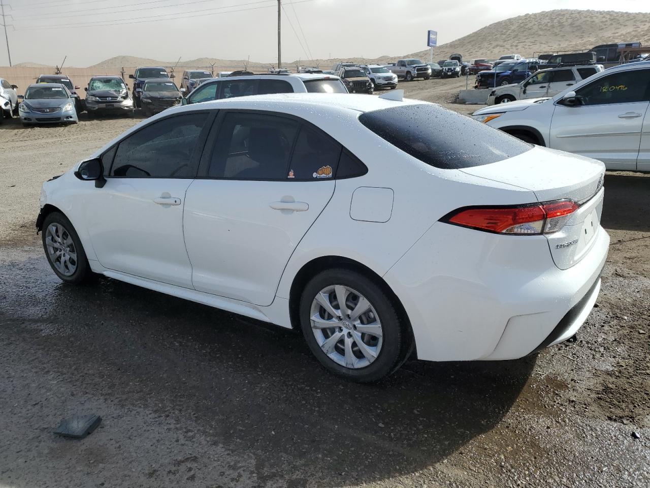 2022 TOYOTA COROLLA LE - Image 2