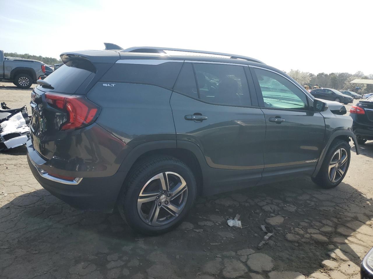 2019 GMC TERRAIN SL - Image 3
