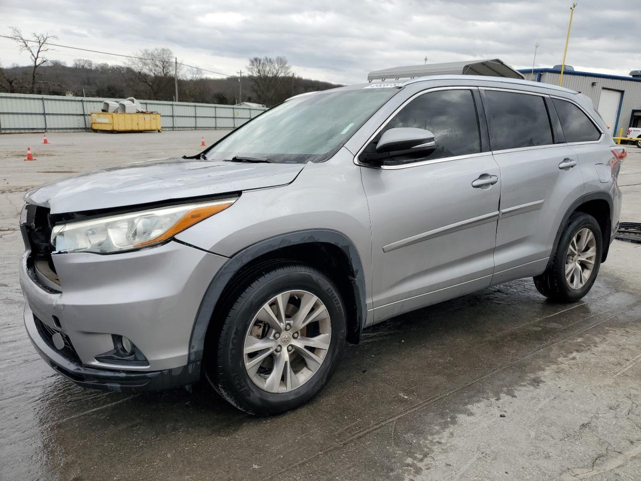 2015 TOYOTA HIGHLANDER
