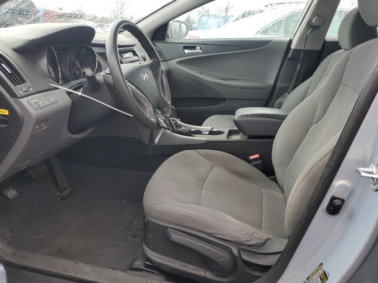 2013 HYUNDAI SONATA GLS - Image 7