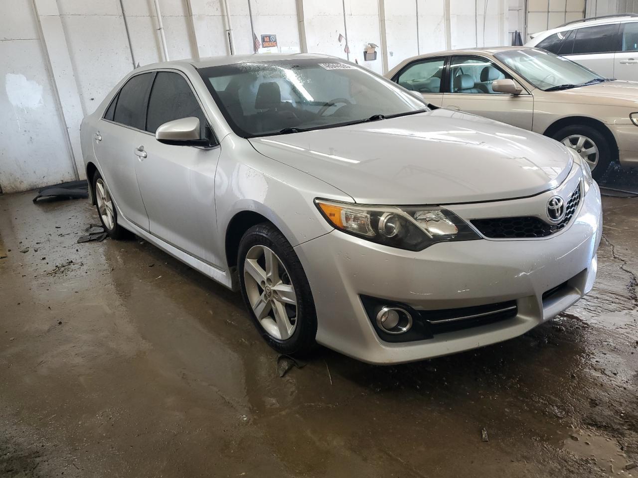 2012 TOYOTA CAMRY BASE - Image 4