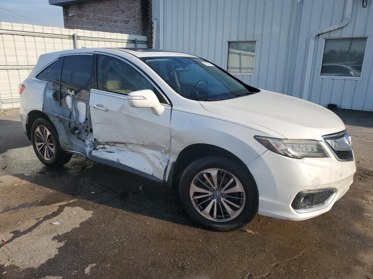 2016 ACURA RDX ADVANC - Image 4