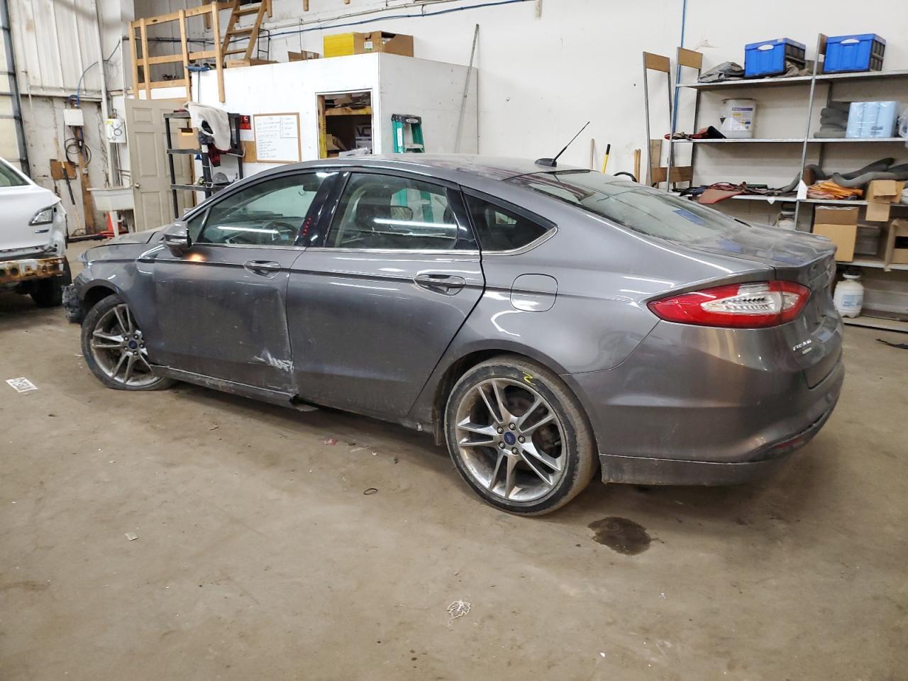2013 FORD FUSION SE - Image 2