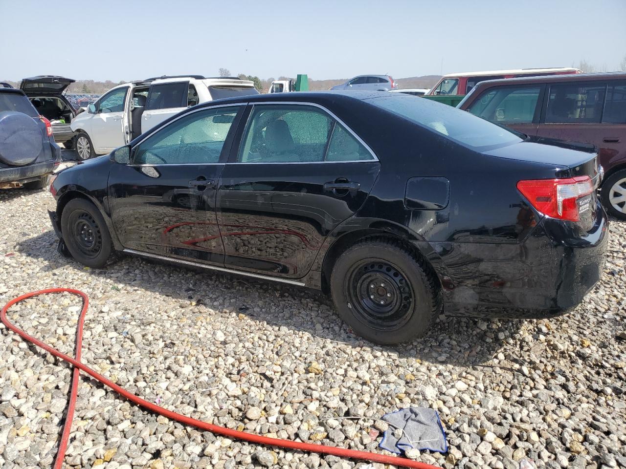 2014 TOYOTA CAMRY L - Фото 2