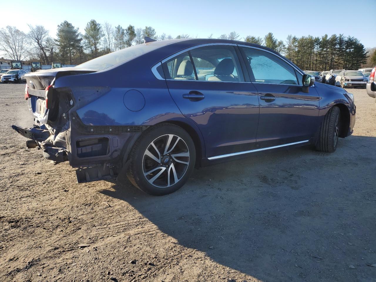 2017 SUBARU LEGACY SPO - Фото 3