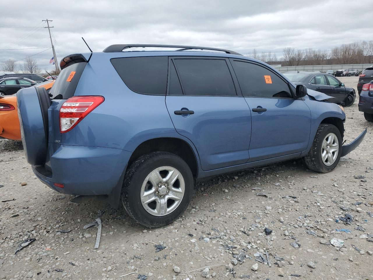 2011 TOYOTA RAV4 - Image 3