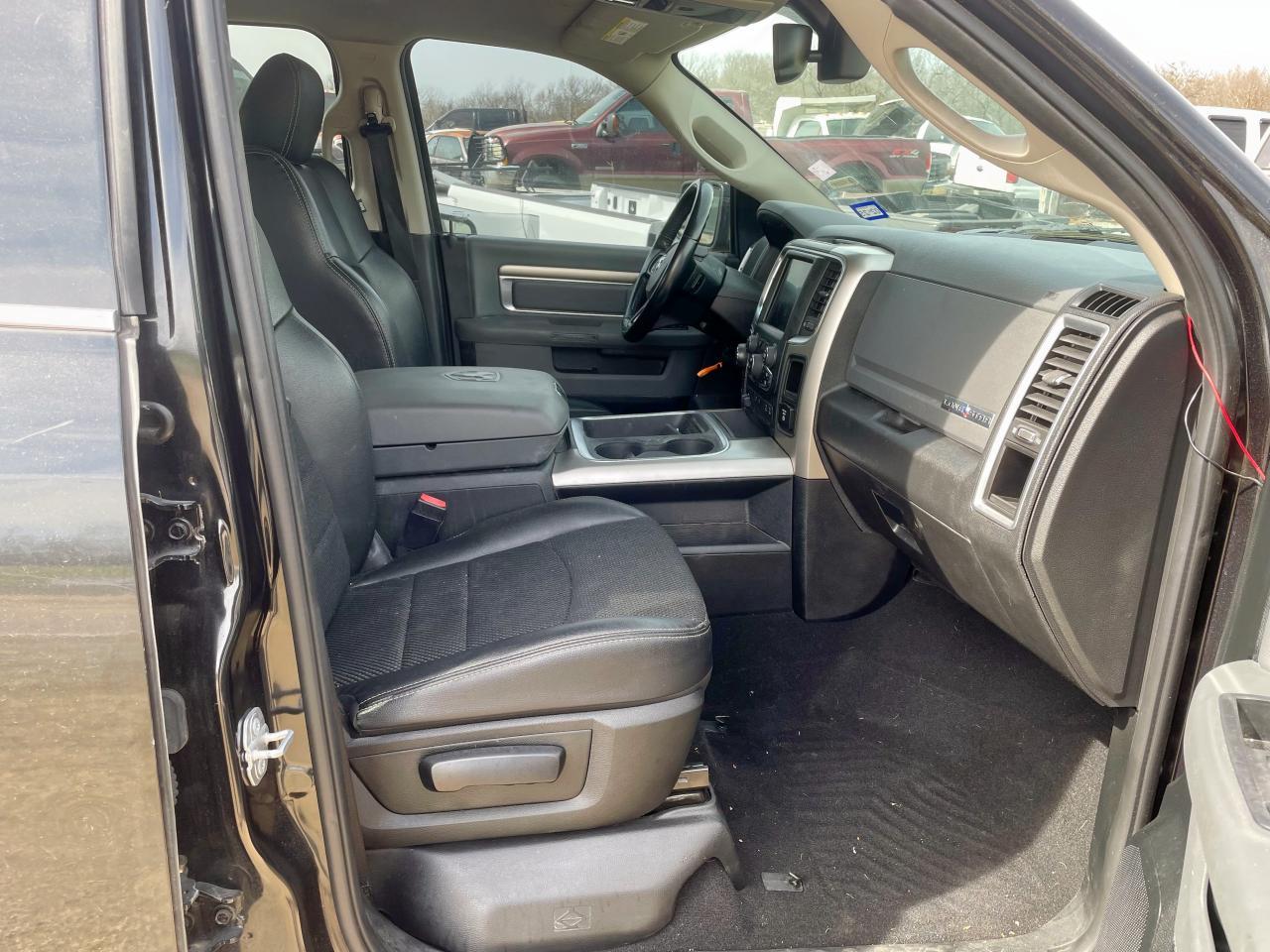 2017 RAM 1500 SLT - Image 5