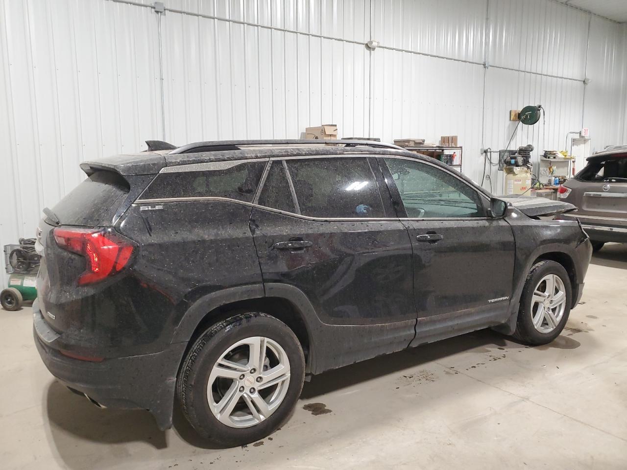2018 GMC TERRAIN SL - Image 3