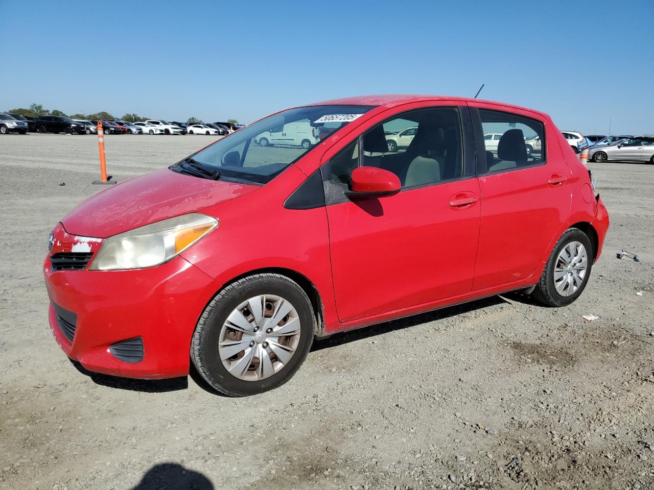 2013 TOYOTA YARIS