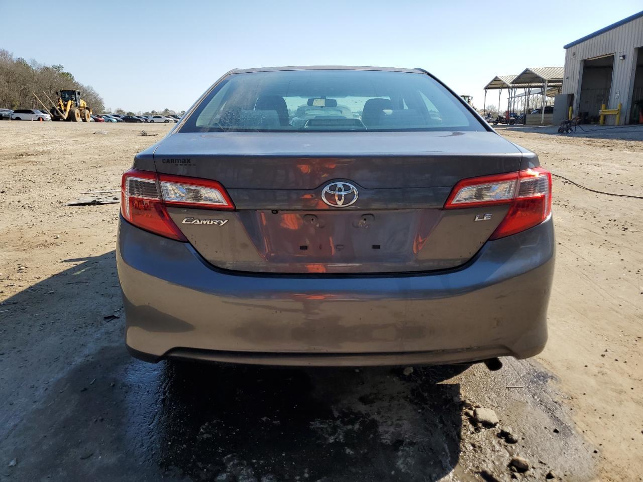 2014 TOYOTA CAMRY L - Фото 6