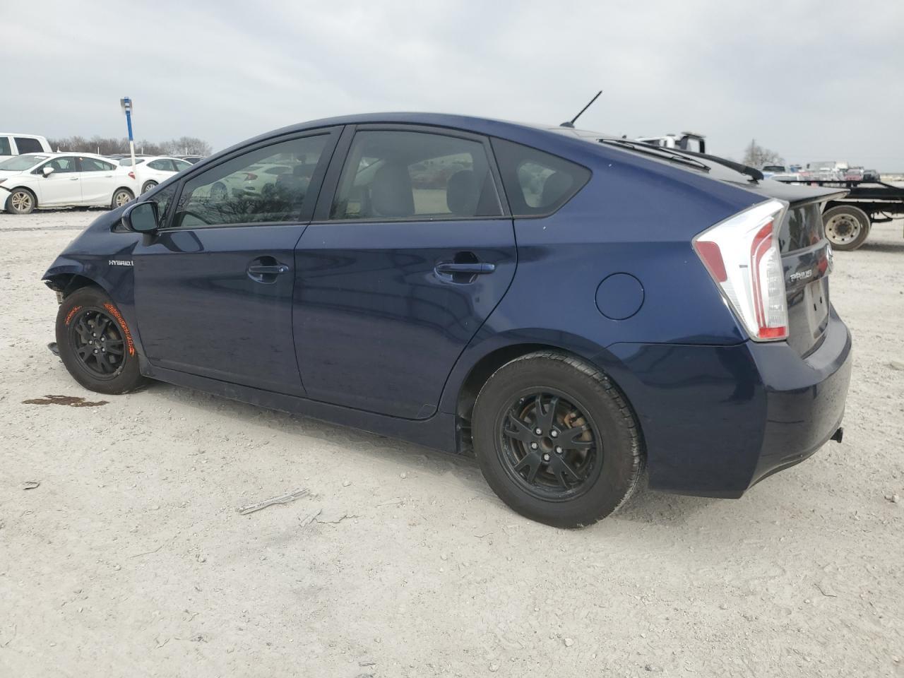 2013 TOYOTA PRIUS - Image 2