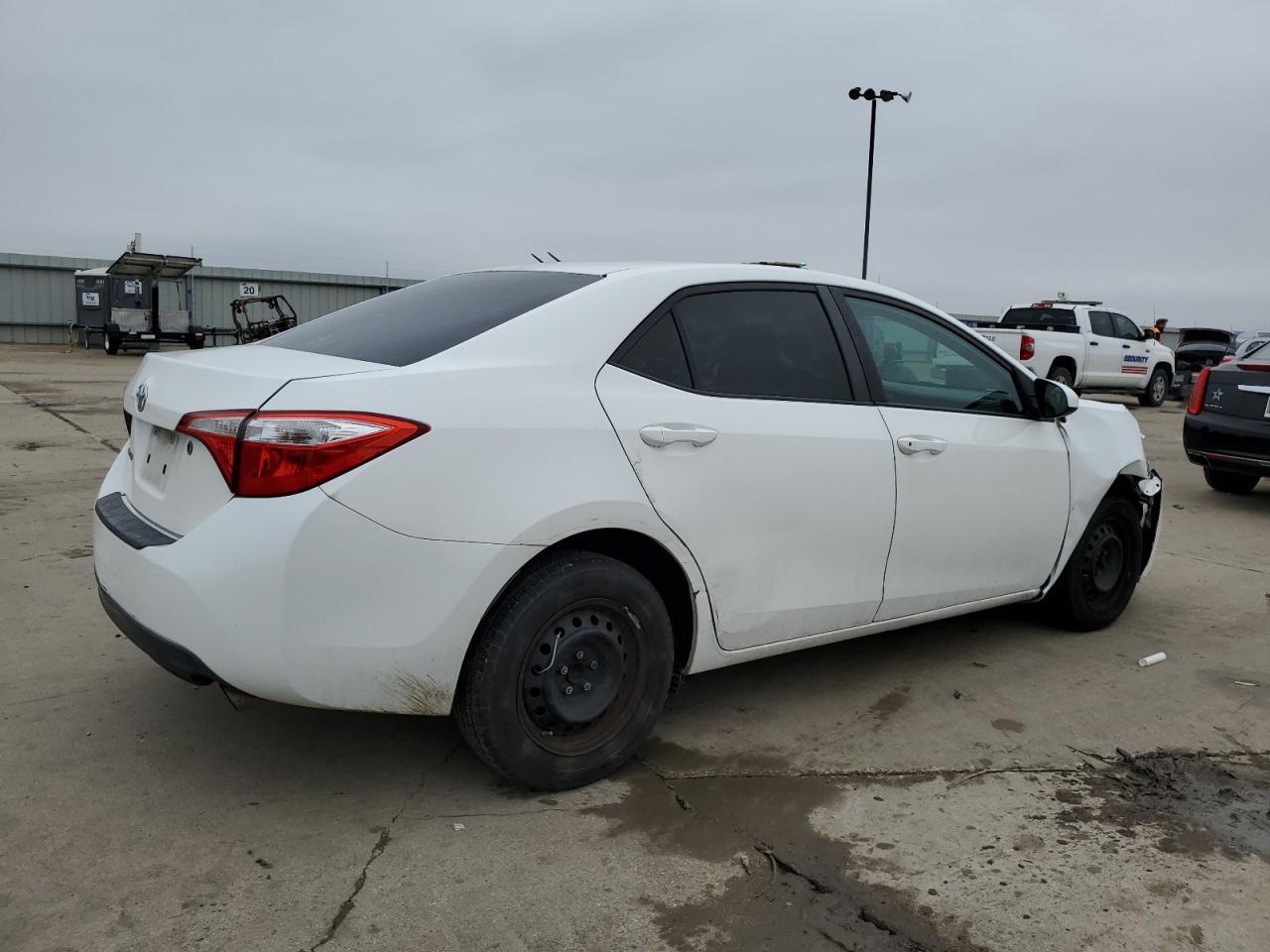 2015 TOYOTA COROLLA L - Image 3