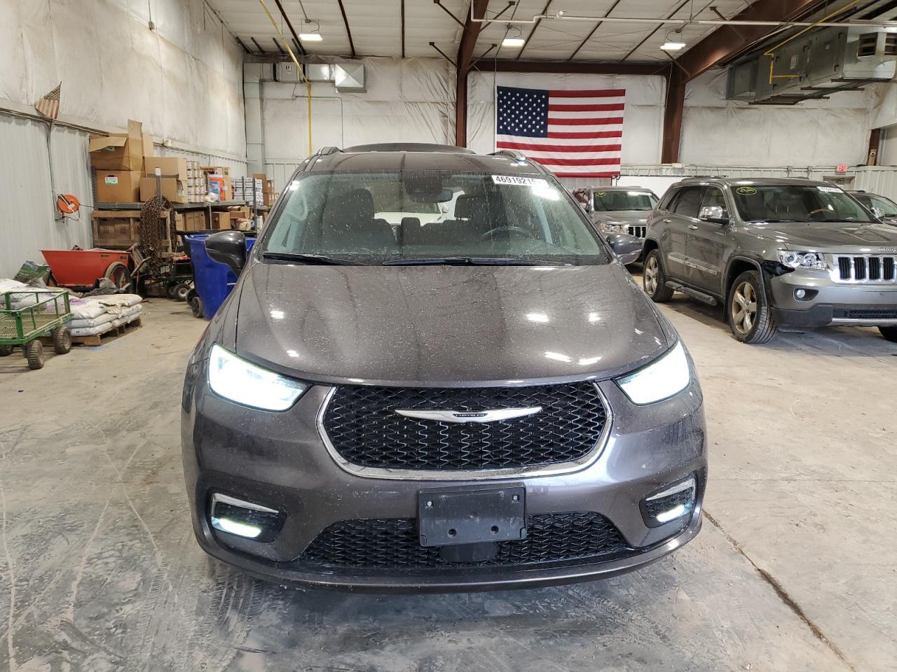 2022 CHRYSLER PACIFICA T - Image 5