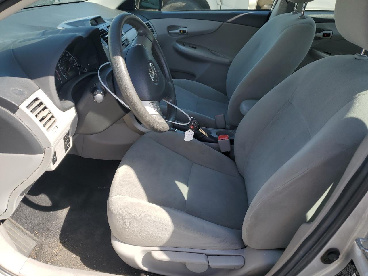 2013 TOYOTA COROLLA BA - Фото 7