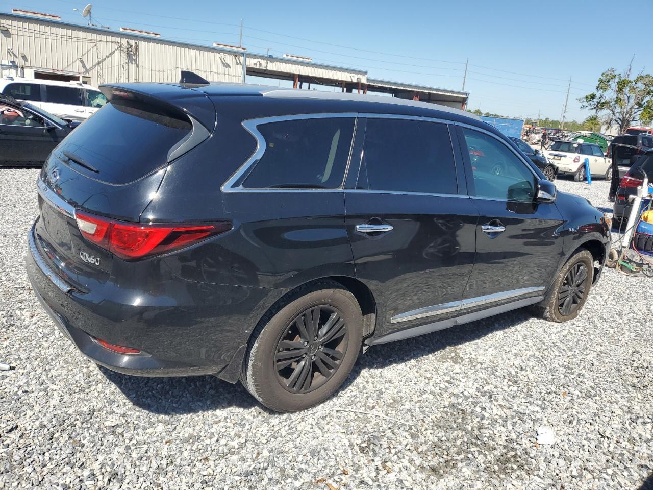 2016 INFINITI QX60 - Фото 3