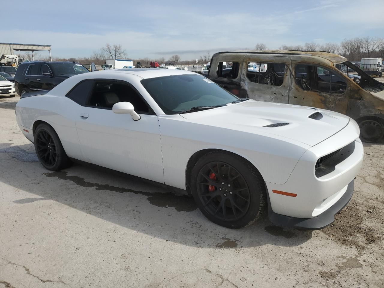 2016 DODGE CHALLENGER - Фото 4