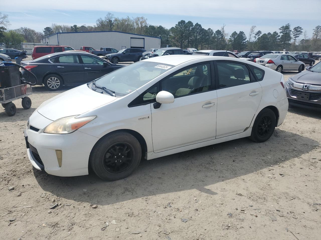 2013 TOYOTA PRIUS