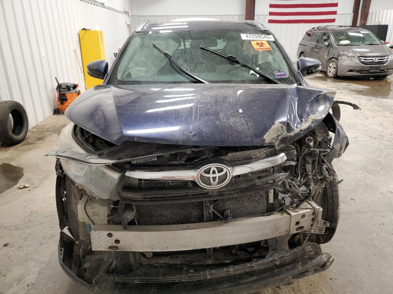2015 TOYOTA HIGHLANDER - Image 5