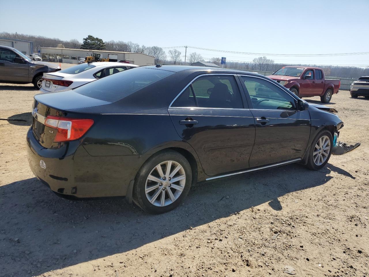 2014 TOYOTA CAMRY L - Image 3
