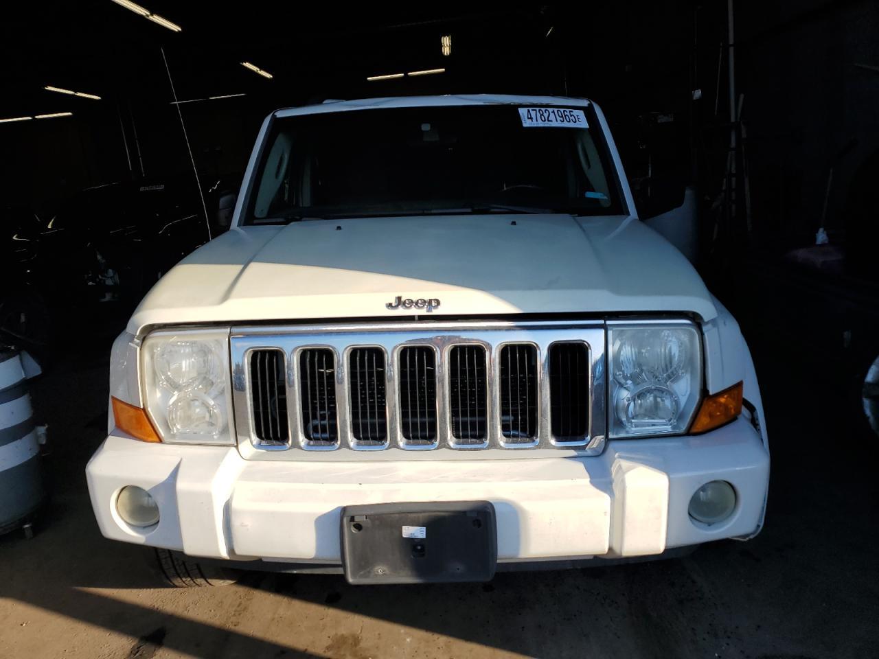 2010 JEEP COMMANDER - Image 5
