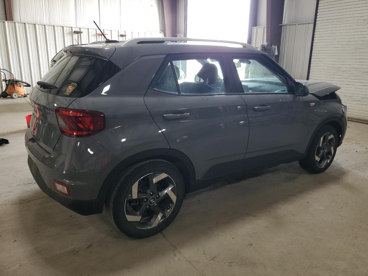 2023 HYUNDAI VENUE SEL - Image 3