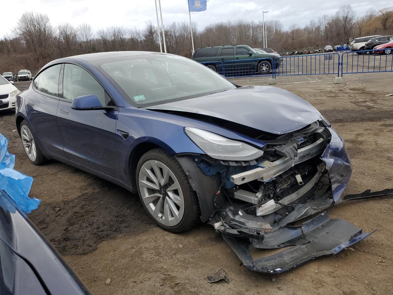 2022 TESLA MODEL 3 - Image 4