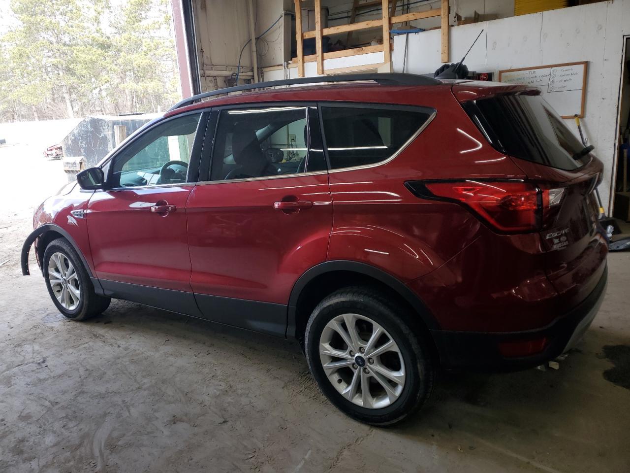 2019 FORD ESCAPE SEL - Image 2