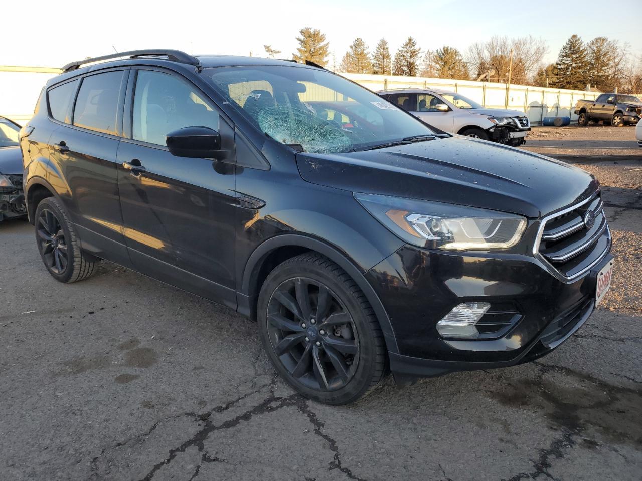 2017 FORD ESCAPE SE - Фото 4