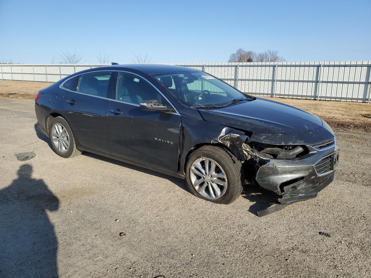 2017 CHEVROLET MALIBU LT - Image 4