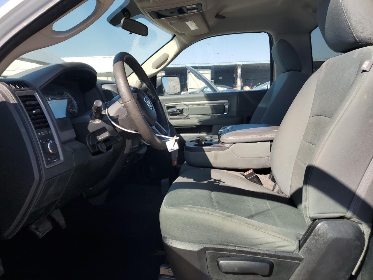 2018 RAM 1500 ST - Фото 7