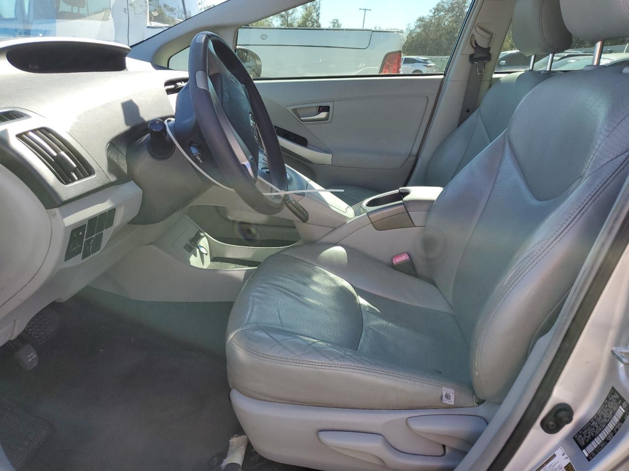 2013 TOYOTA PRIUS - Image 7