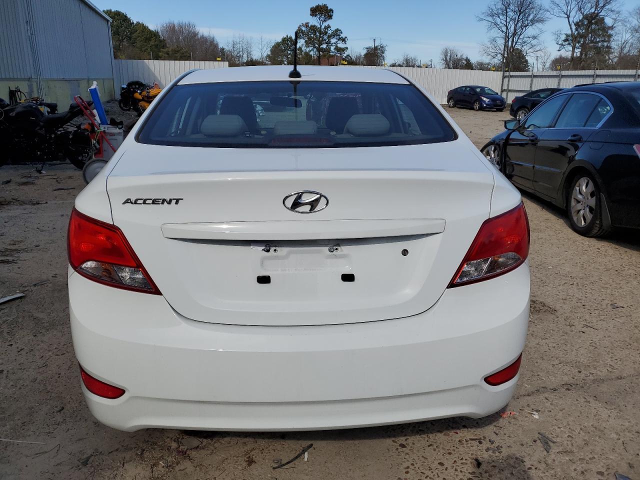 2015 HYUNDAI ACCENT GLS - Image 6
