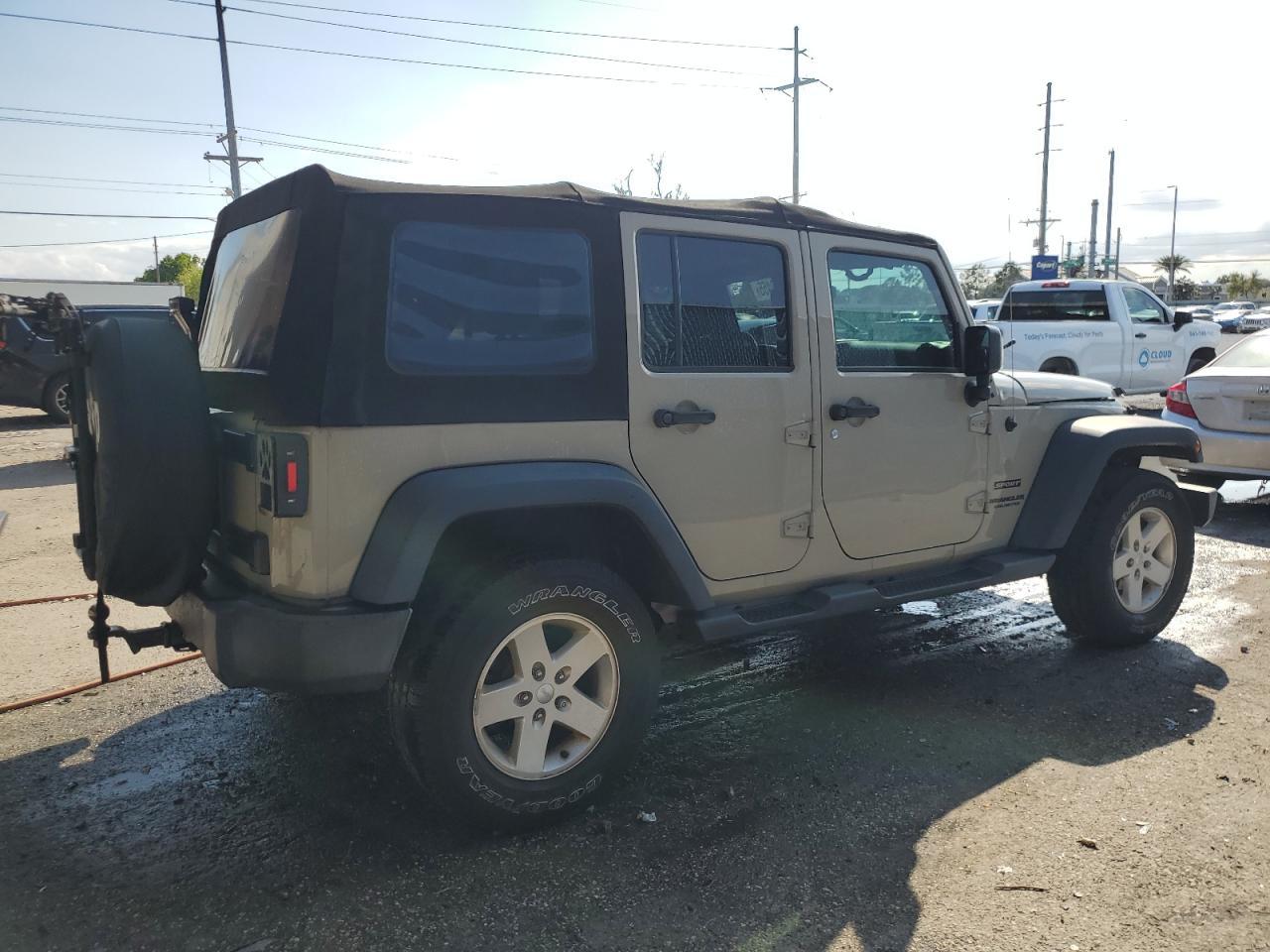 2017 JEEP WRANGLER U - Image 3